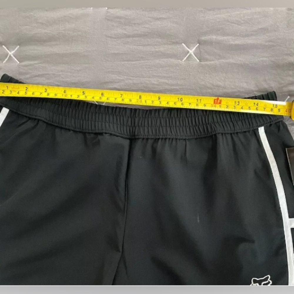 FOX RACING TECH SHORTS NWOT - Picture 4 of 4